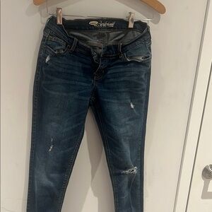 Old Navy Boyfriend Jeans with Distressed Details (c)